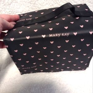 NWOT Mary Kay cosmetic travel bag